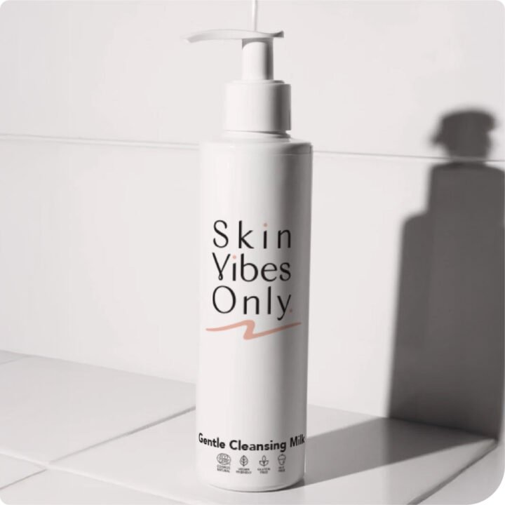 Gentle Cleansing Milk - Image 3