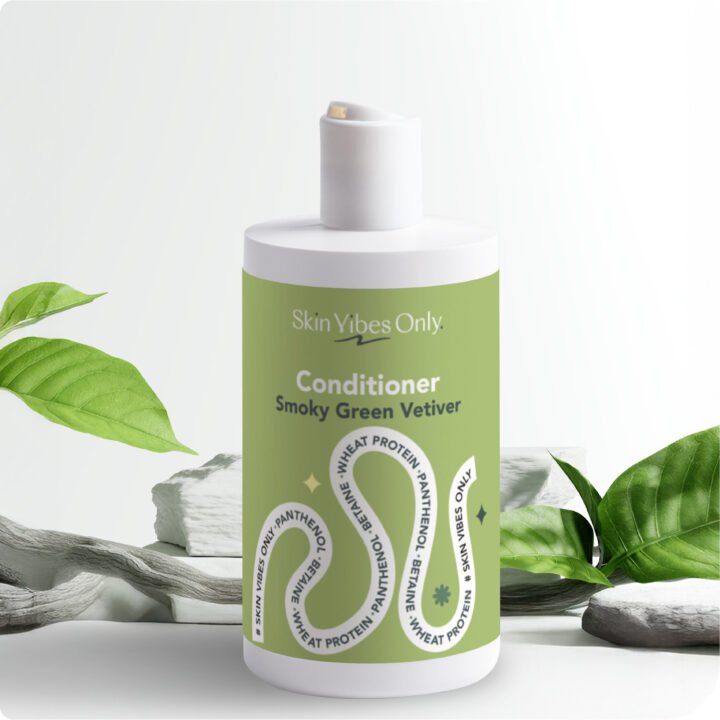 Gloss Conditioner Smoky Green Vetiver - Image 3
