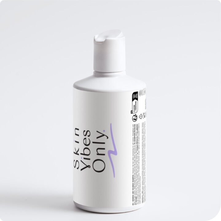 Nourish and Volumize Shampoo - Image 6