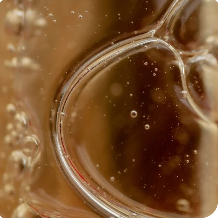 Nourish and Volumize Shampoo - Image 4