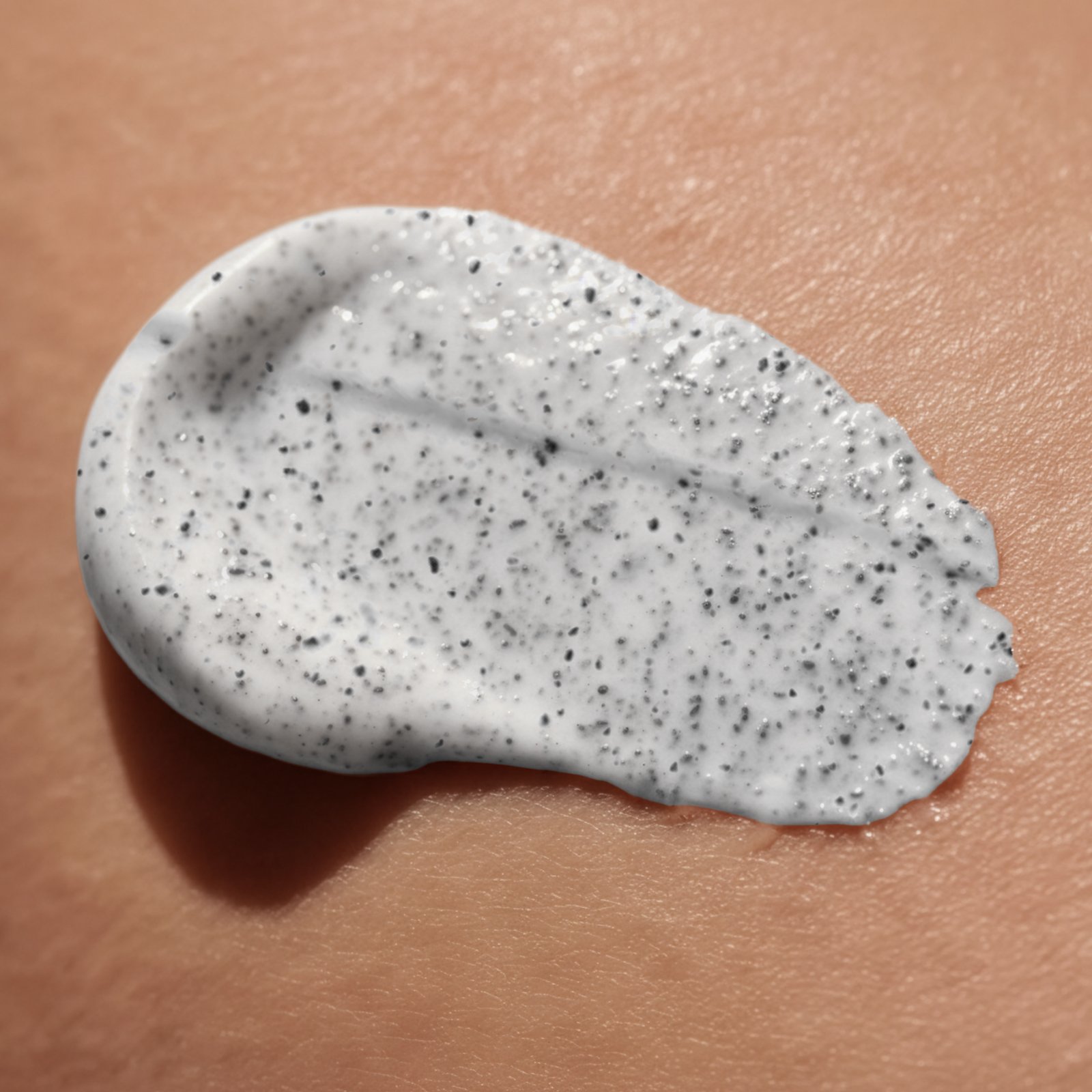 Volcanique Noir - Face & Body Scrub with Volcanic Sand - Image 4